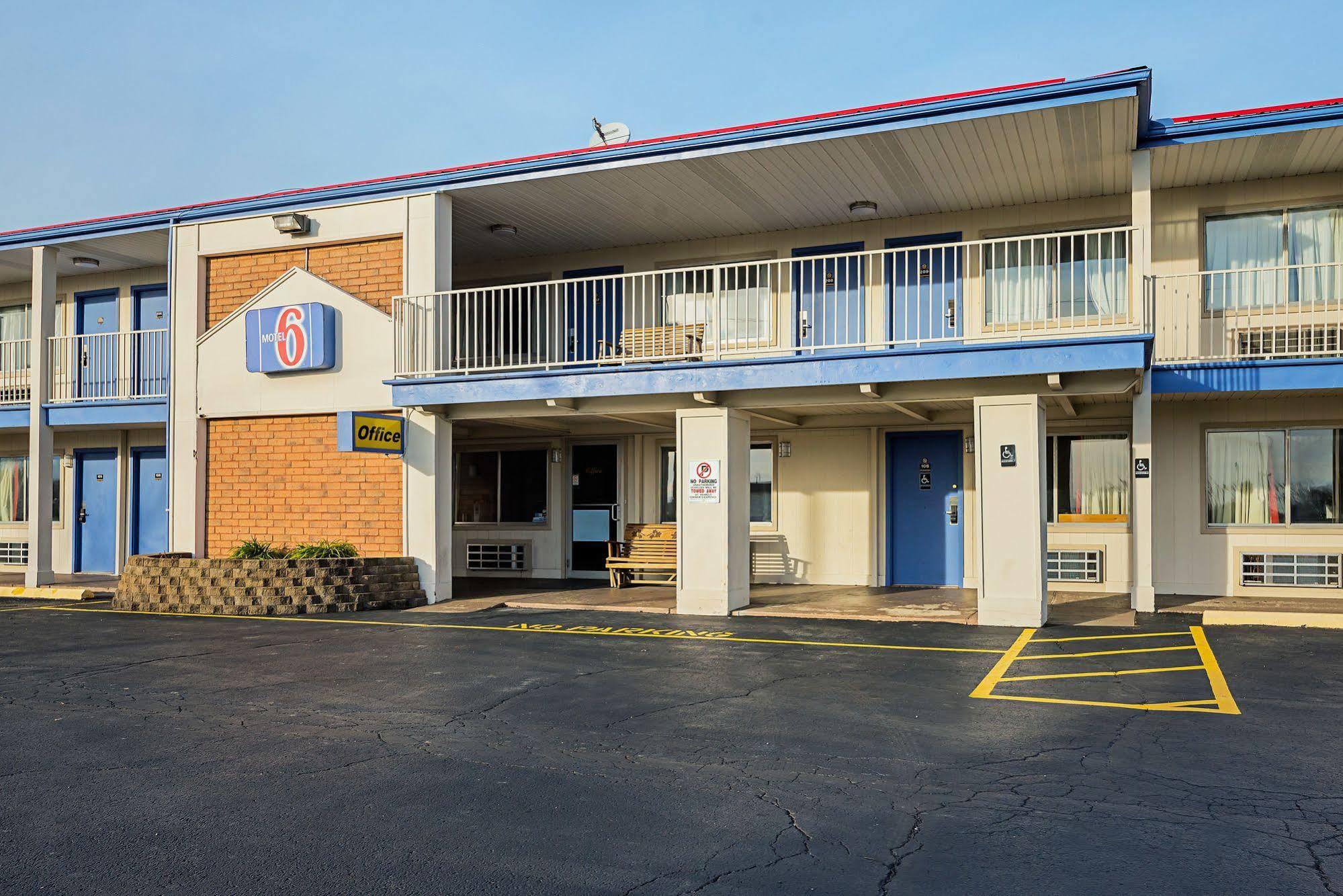 Motel 6 Buckeye Lake Buitenkant foto