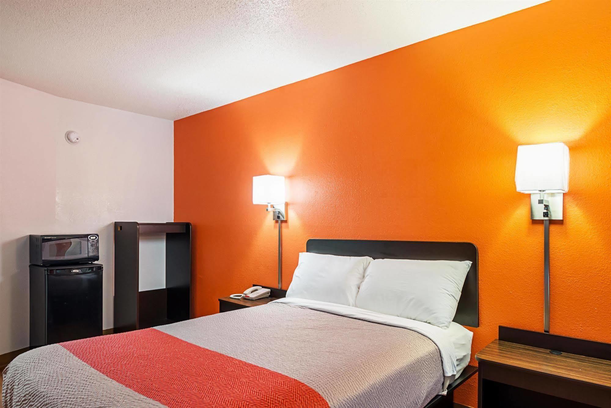 Motel 6 Buckeye Lake Buitenkant foto