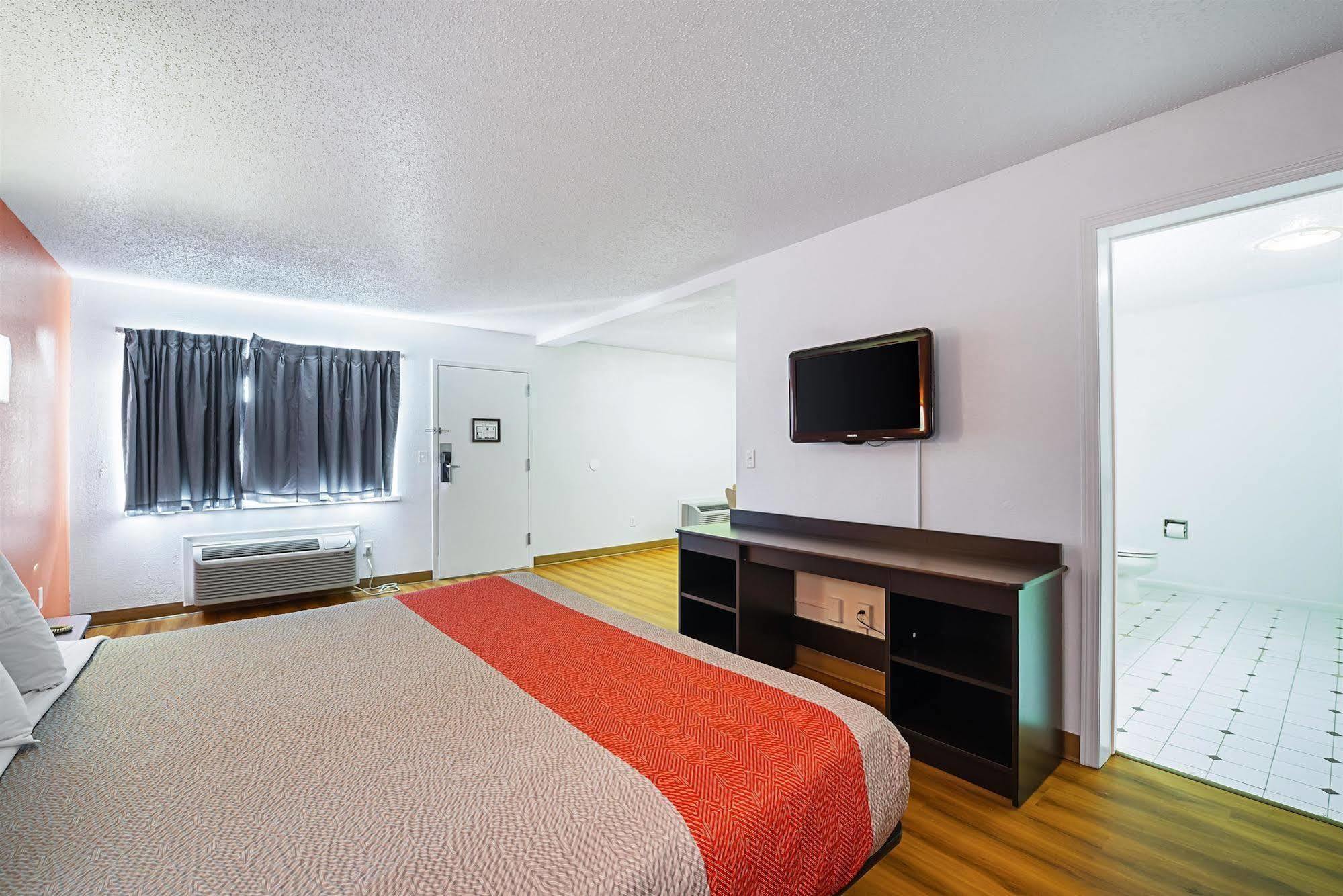 Motel 6 Buckeye Lake Buitenkant foto