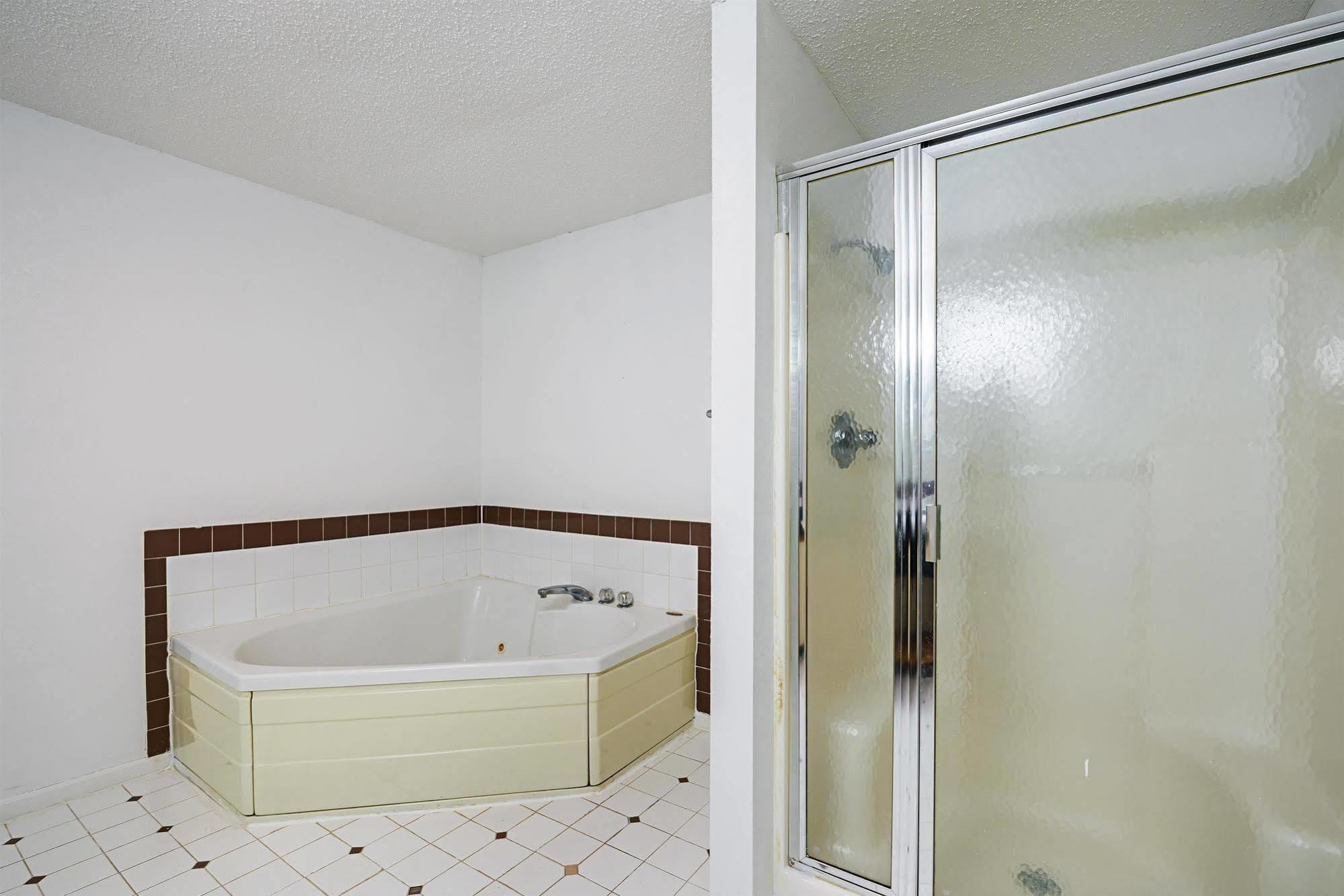 Motel 6 Buckeye Lake Buitenkant foto