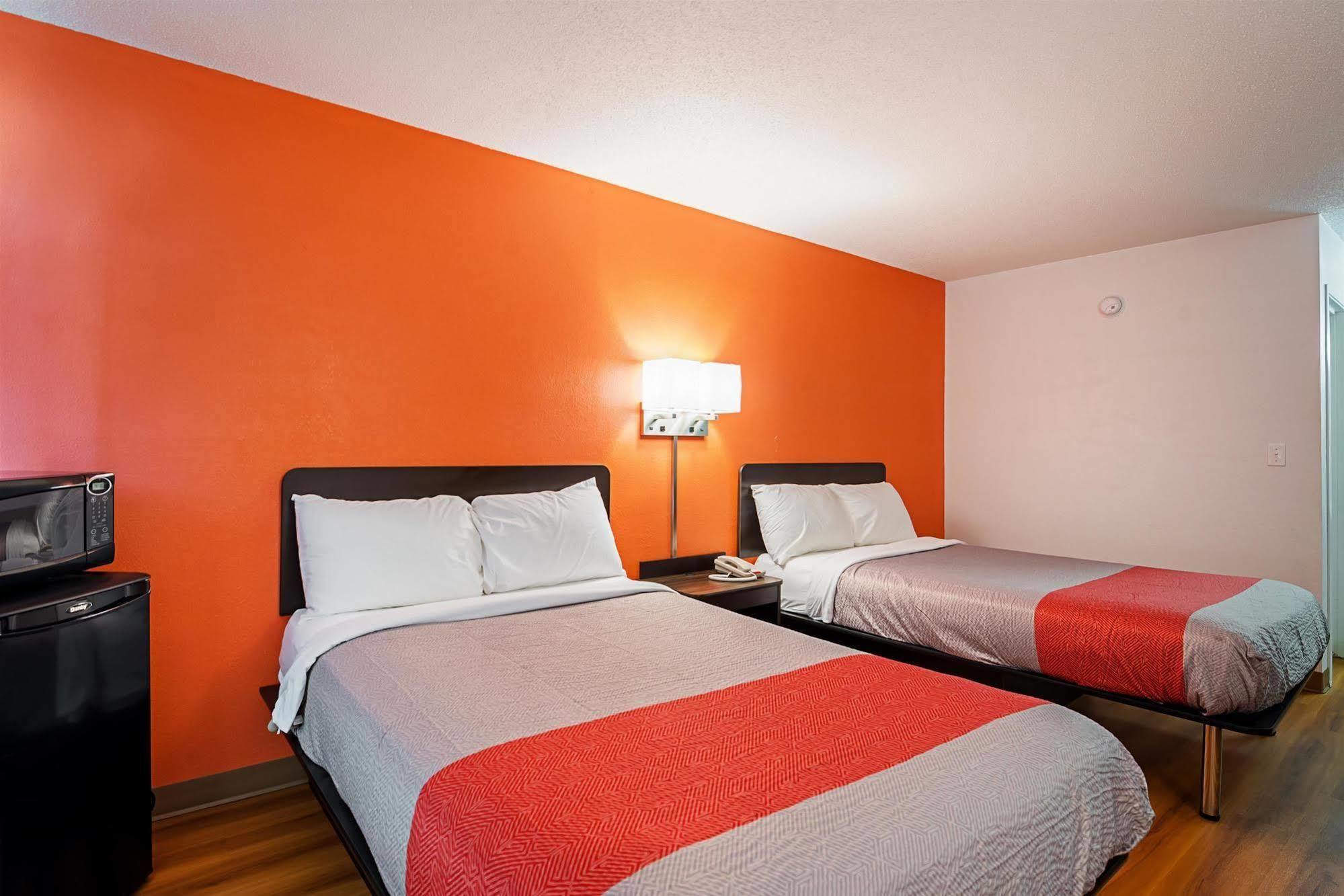 Motel 6 Buckeye Lake Buitenkant foto